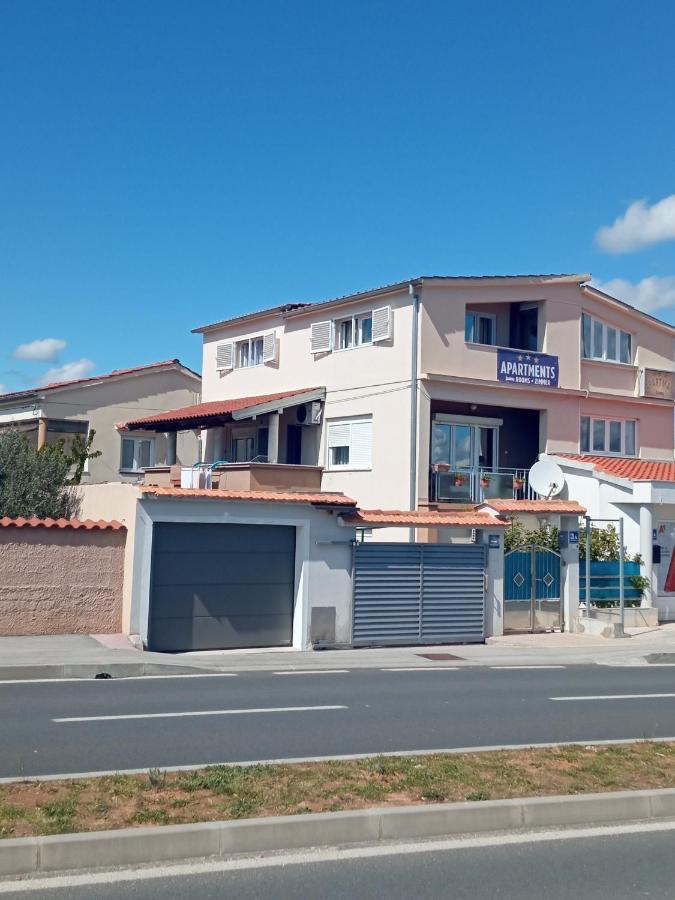Apartment Meri- Near The Zadar Main Bus Station Екстериор снимка